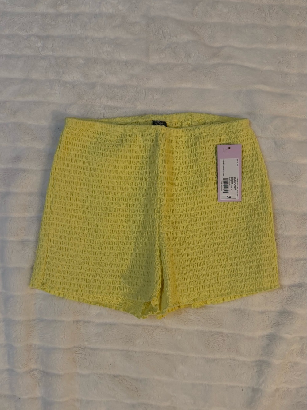 Wild Fable Yellow Smocked Textured Shorts XS NWT - Picture 7 of 7